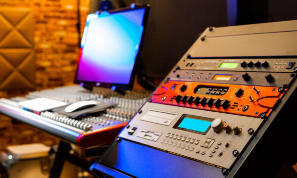 professional recording & broadcasting studio equipment